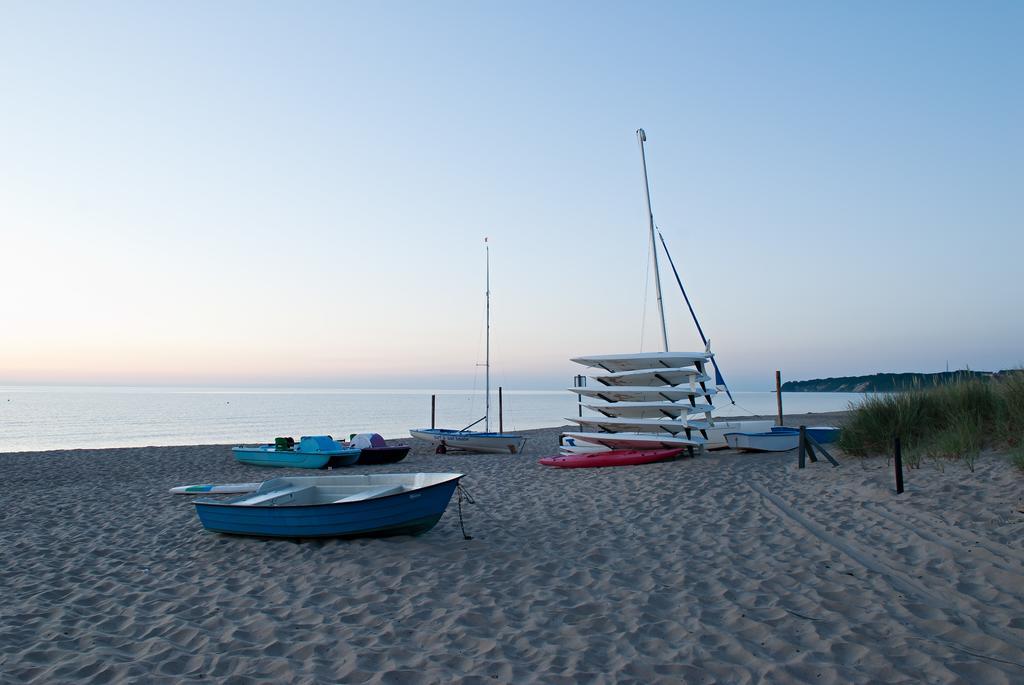 Strandhotel Seestern Baabe Bagian luar foto